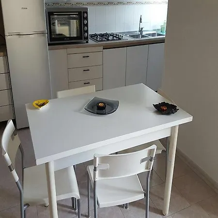 Semesterbostad Lina Holiday House